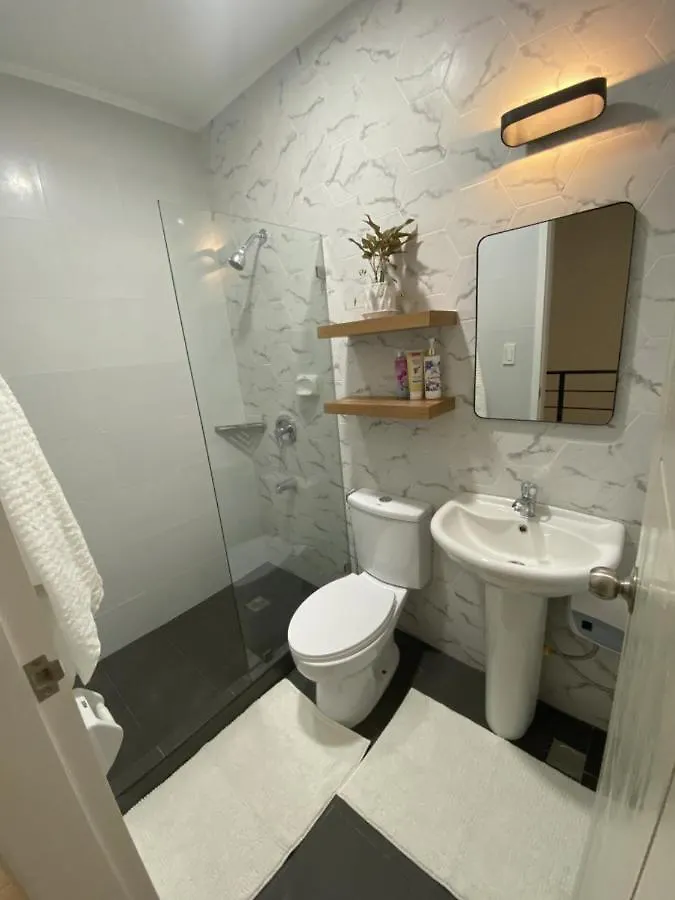 Two Bedroom Residential Home With Own Parking Angeles Philippines