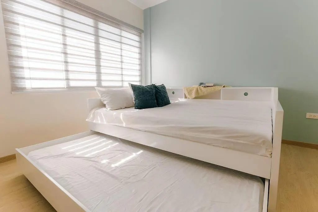 Two Bedroom Residential Home With Own Parking Angeles Apartment